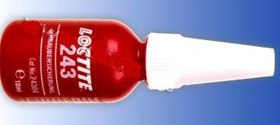 lepidlo Loctite 243 10ml střední na závity (modrá tekutina) Firma Killich s.r.o. nabízí Stavební chemii. V sortimentu stavební chemie jsou výrobky značky Loctite. Jedná se o speciální a vteřinová lepidla. Lepidla Loctite jsou  k dostání většinou v menších baleních.